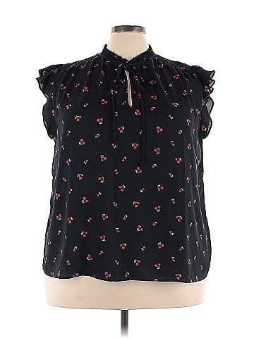 Sweet Rain Sleeveless Blouse (view 1)