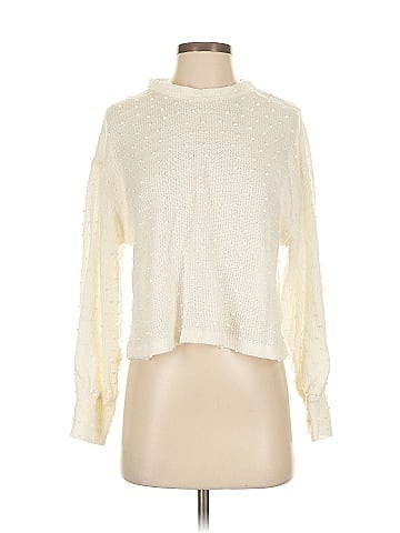 New In Pullover Sweater (view 1)