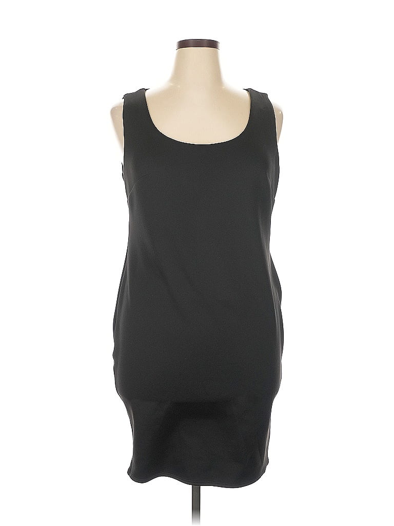 Pre-owned Torrid Cocktail Dress In Black