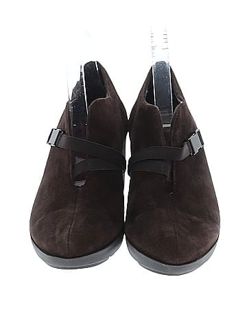Munro American Ankle Boots (view 2)