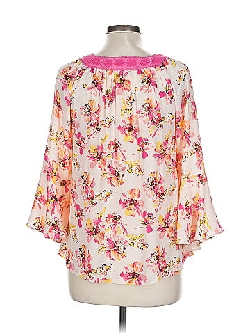 The Pioneer Woman 3/4 Sleeve Blouse (view 2)