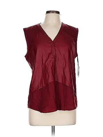 Trouve Sleeveless Blouse (view 1)