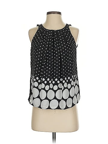 Elle Sleeveless Blouse (view 1)