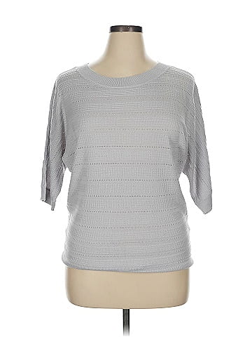 New York & Company 3/4 Sleeve Top (view 1)