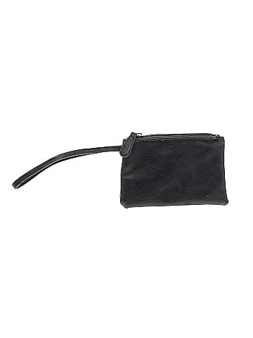 Unbranded Wristlet (view 1)
