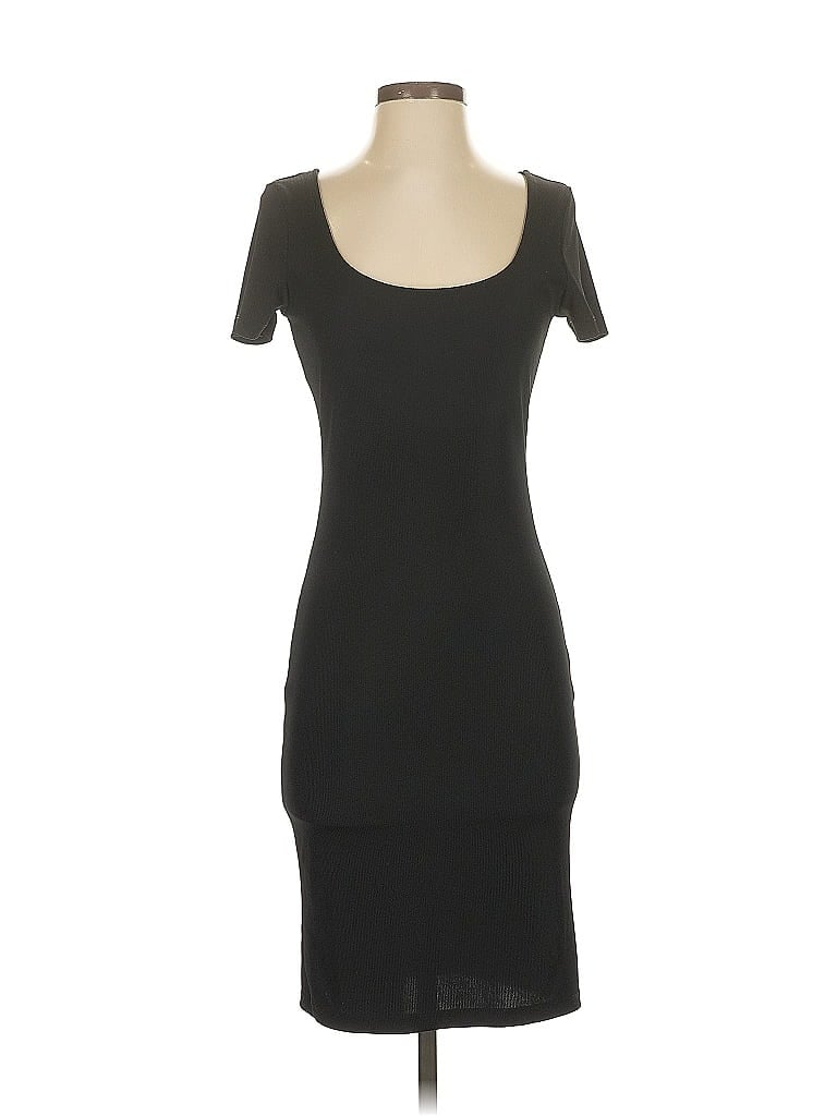 Pre-owned H&m Casual Dress In Black