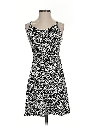 Old Navy Casual Dress (view 1)
