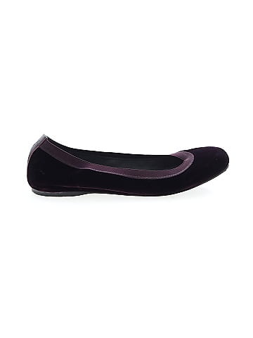 Stuart Weitzman Flats (view 1)