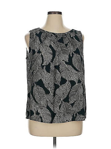 Kasper Sleeveless Blouse (view 1)