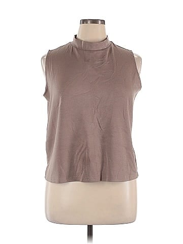 Assorted Brands Sleeveless T-Shirt (view 1)