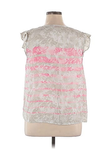 Elle Sleeveless Blouse (view 2)
