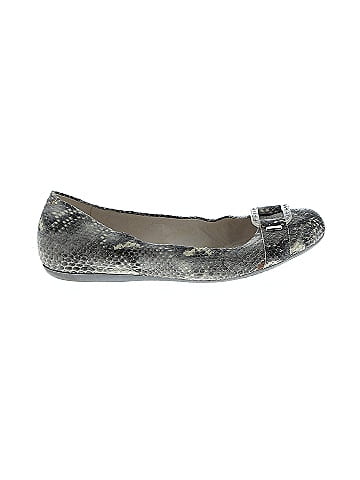 Stuart Weitzman Flats (view 1)