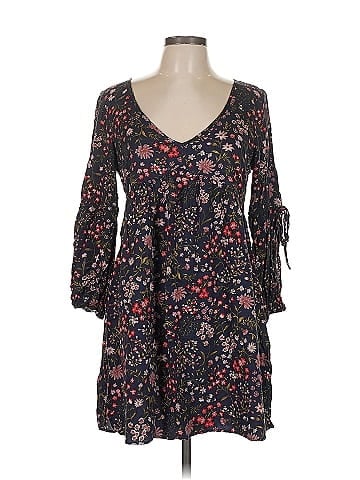 American Eagle Outfitters Casual Dress (view 1)