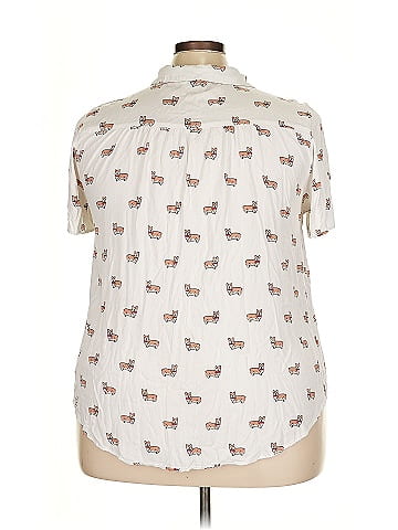 Torrid Short Sleeve Button-Down Shirt (view 2)