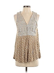Tiny Sleeveless Blouse