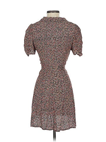 Urban Outfitters Casual Dress (view 2)