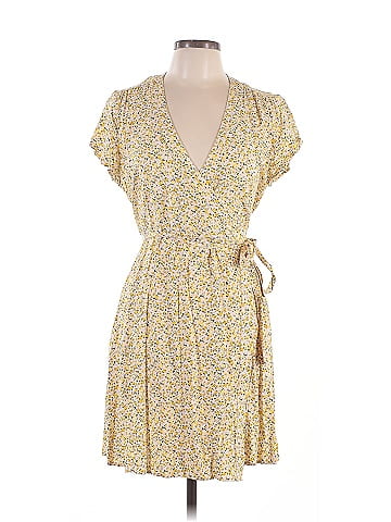Old Navy Casual Dress (view 1)
