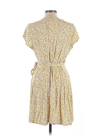 Old Navy Casual Dress (view 2)