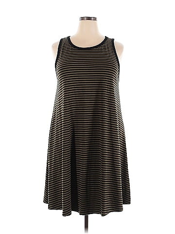 Old Navy Casual Dress (view 1)