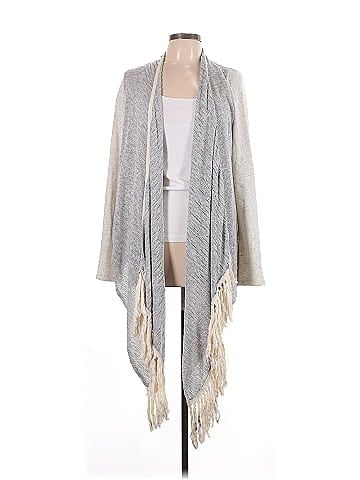 Lucky Lotus Poncho (view 1)