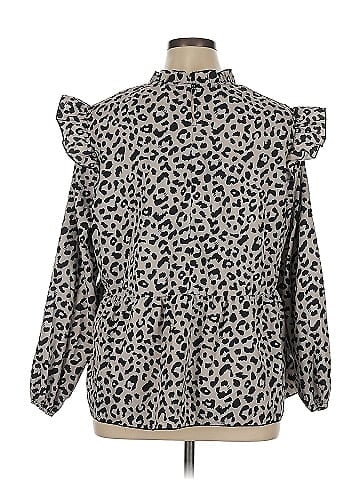 Shein Curve Sleeveless Blouse (view 2)
