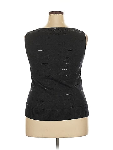 St. John Pullover Sweater (view 2)