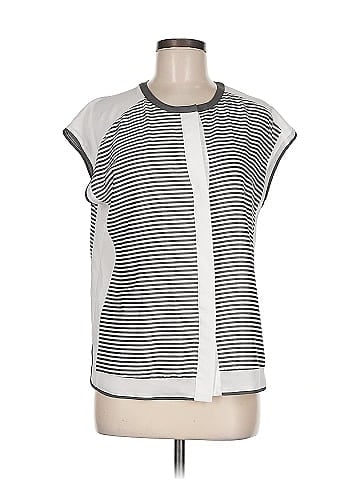 The Limited Short Sleeve Top (view 1)