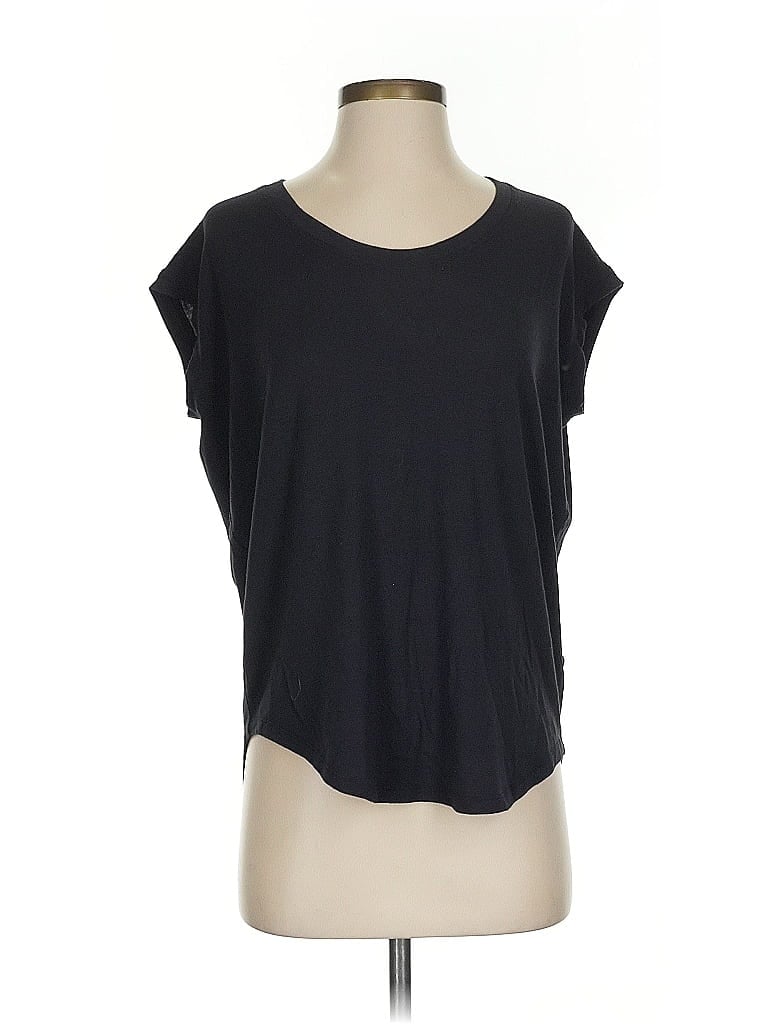 Pre-owned Athleta Short Sleeve T-shirt In Black