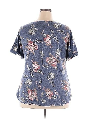 Avenue Short Sleeve T-Shirt (view 2)