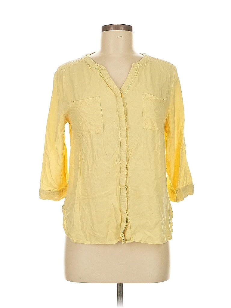 Click to view more detailed imagery on our partner's website Pre-owned Chico's 3/4 Sleeve Button Down Shirt In Yellow