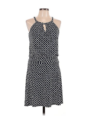 Valerie Bertinelli Casual Dress (view 1)