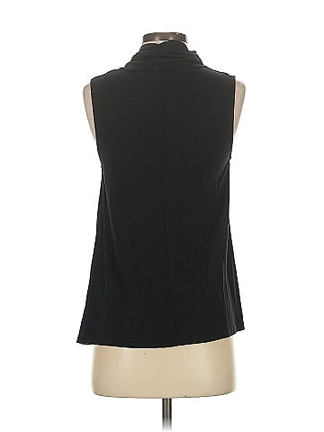 Cupcakes & Cashmere Sleeveless T-Shirt (view 2)