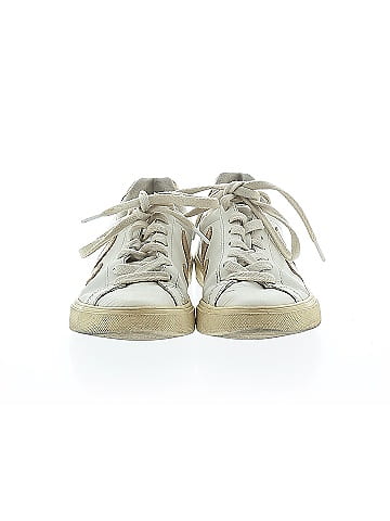 VEJA Sneakers (view 2)