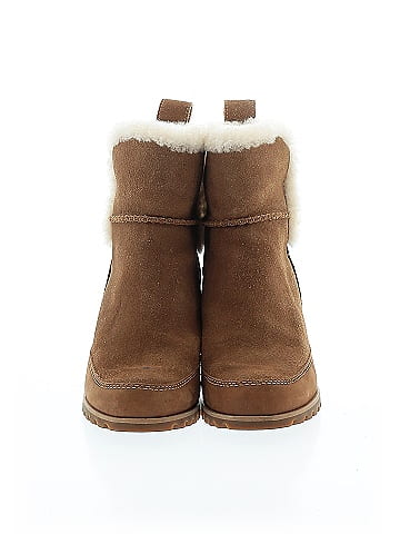 Ugg Australia Ankle Boots (view 2)