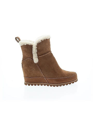 Ugg Australia Ankle Boots (view 1)