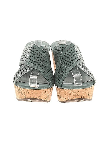 Chocolat Blu Wedges (view 2)