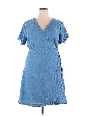 Ann Taylor LOFT Casual Dress (view 1)