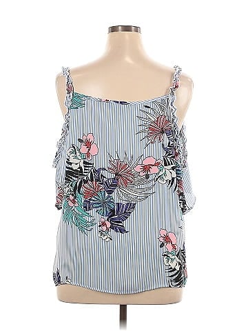 Signature Studio Sleeveless Blouse (view 2)