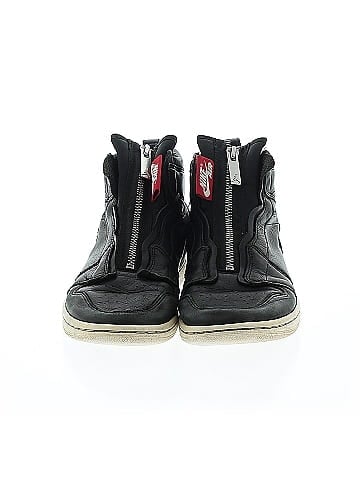 Nike Sneakers (view 2)