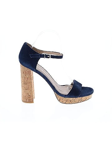 Pour La Victoire Heels (view 1)