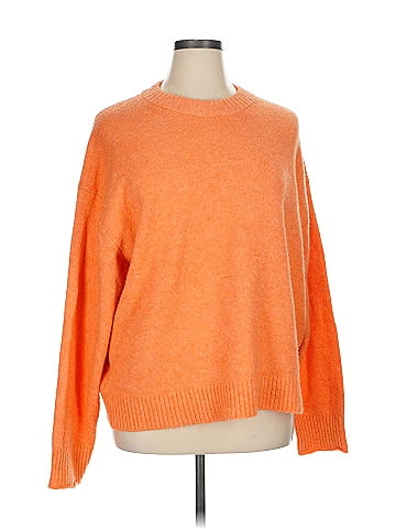 American Eagle Outfitters Pullover Sweater (view 1)