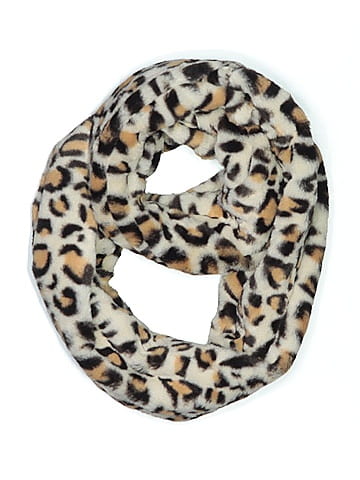 Claire's Scarf (view 1)