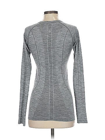 Lululemon Athletica Long Sleeve T-Shirt (view 2)