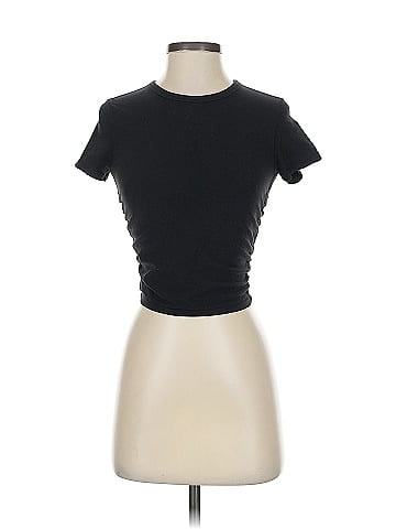 Lululemon Athletica Short Sleeve T-Shirt (view 1)