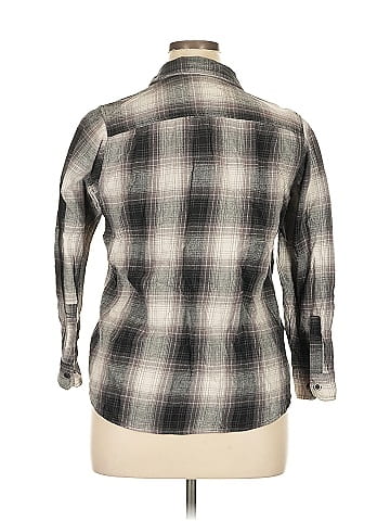 Wolverine 3/4 Sleeve Button-Down Shirt (view 2)