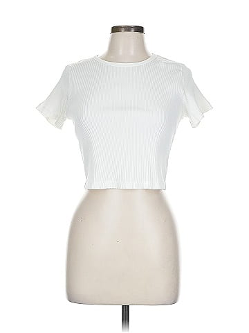 Uniqlo Short Sleeve T-Shirt (view 1)