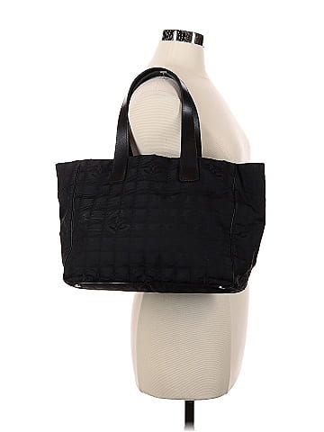 Chanel Tote (view 2)