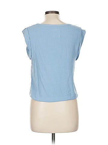 Chaser Short Sleeve Top (view 2)