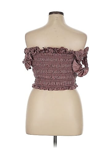 Elliatt Short Sleeve Top (view 2)