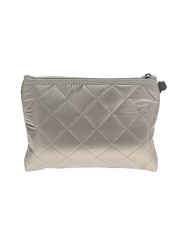 Unbranded Wristlet (view 2)